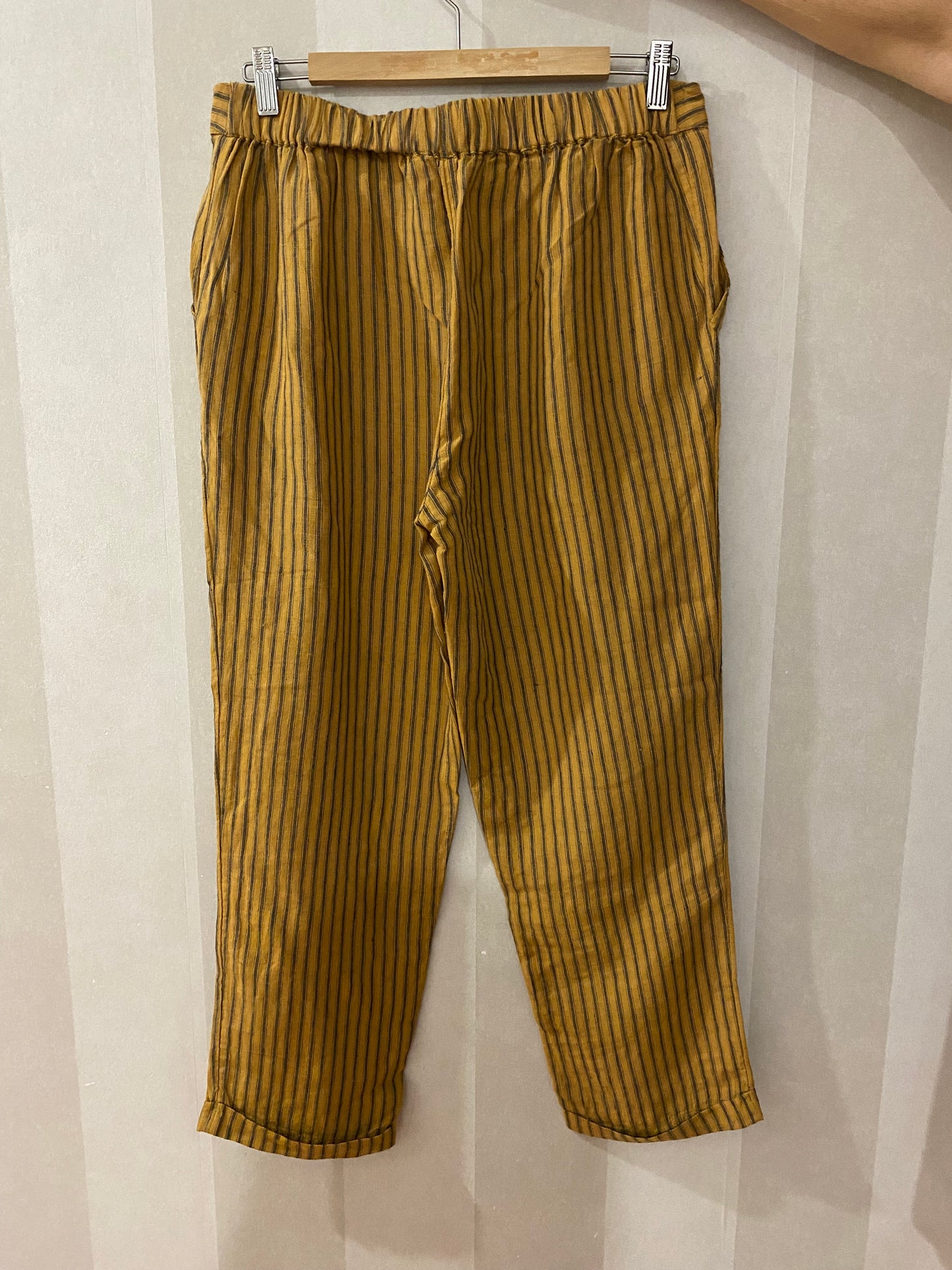 PANTALÓN JACK RAYAS