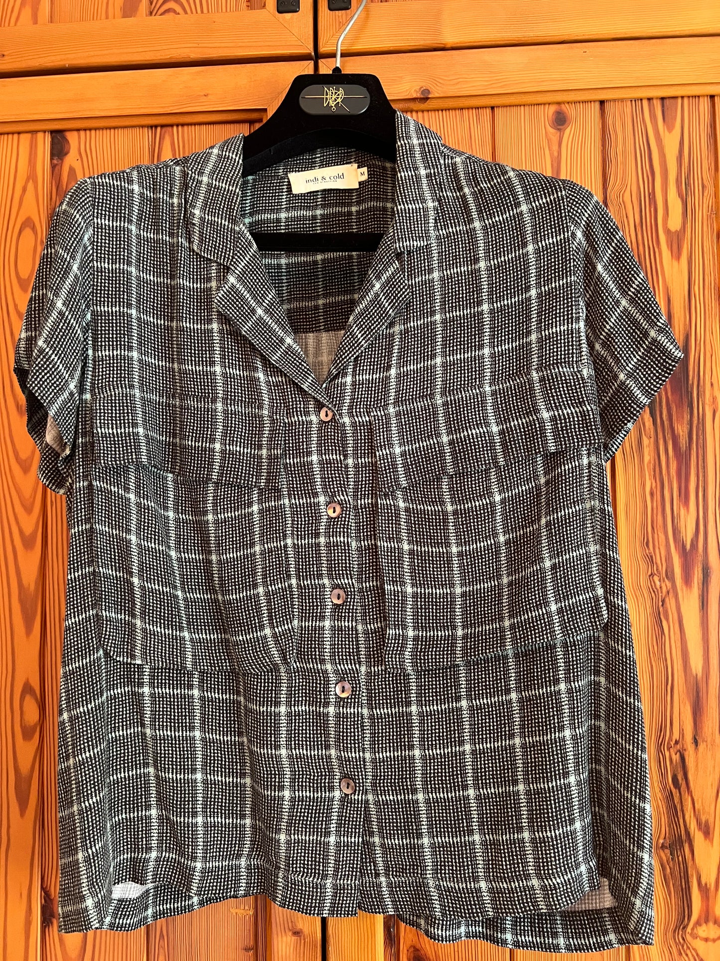 Checkered shirt with pockets