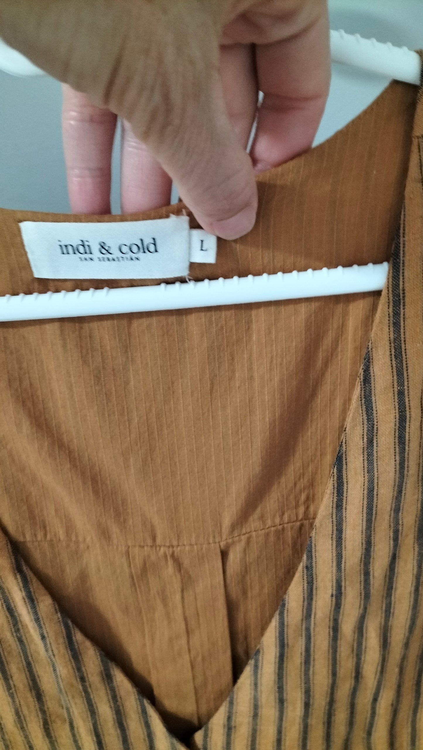 STRIPED LINEN VEST