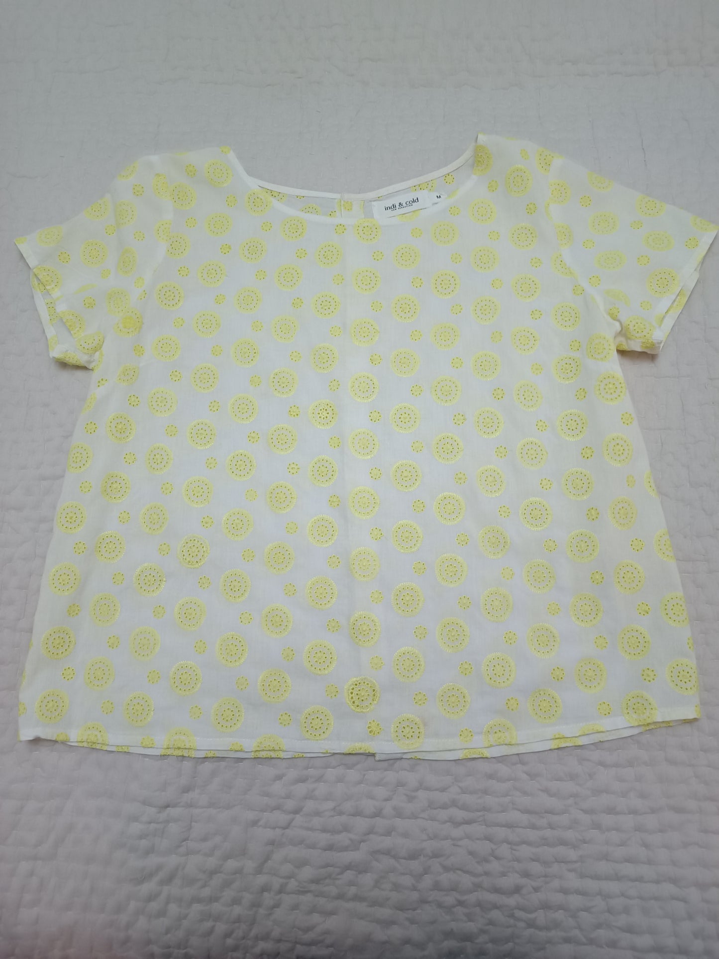 Blusa con bordados