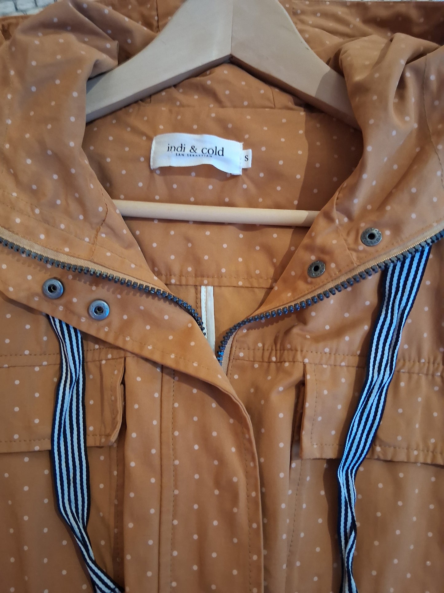 Mid-season parka