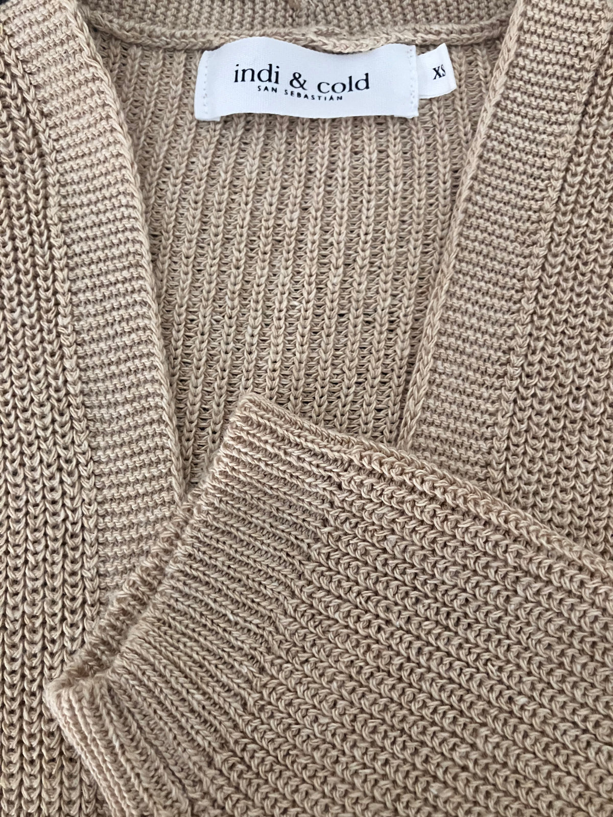 Chaqueta larga punto fino verano beige