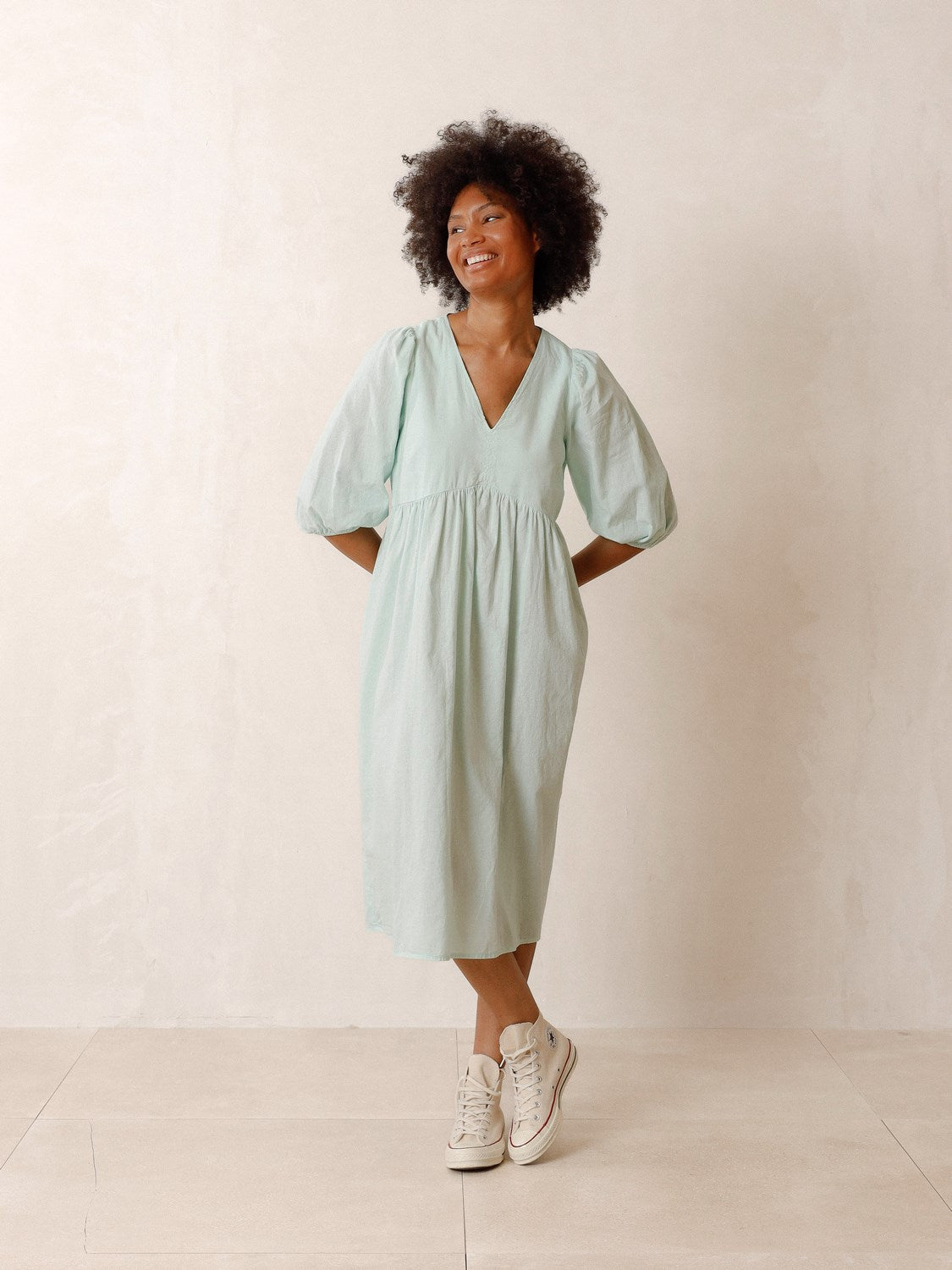 VESTIDO FLUÍDO BECA