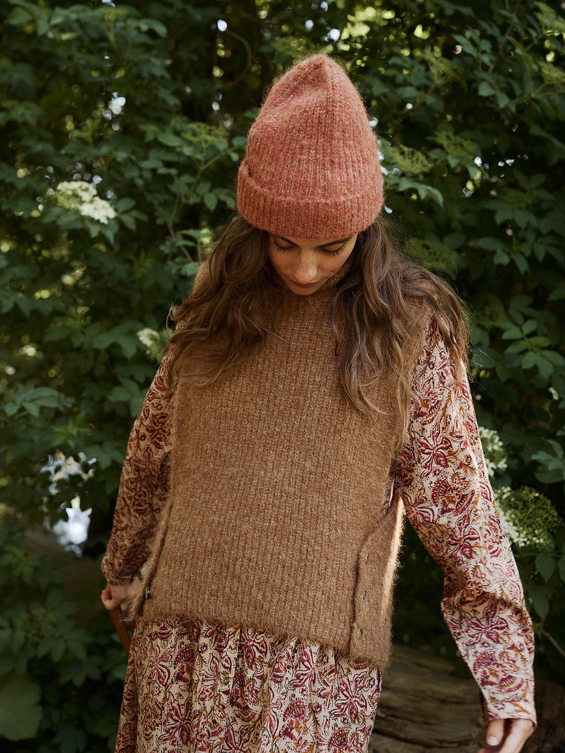TURNED NECK VEST