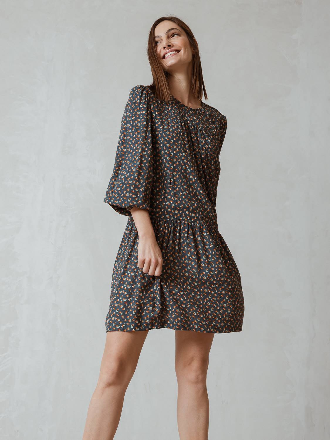 SHORT FLORAL DRESS