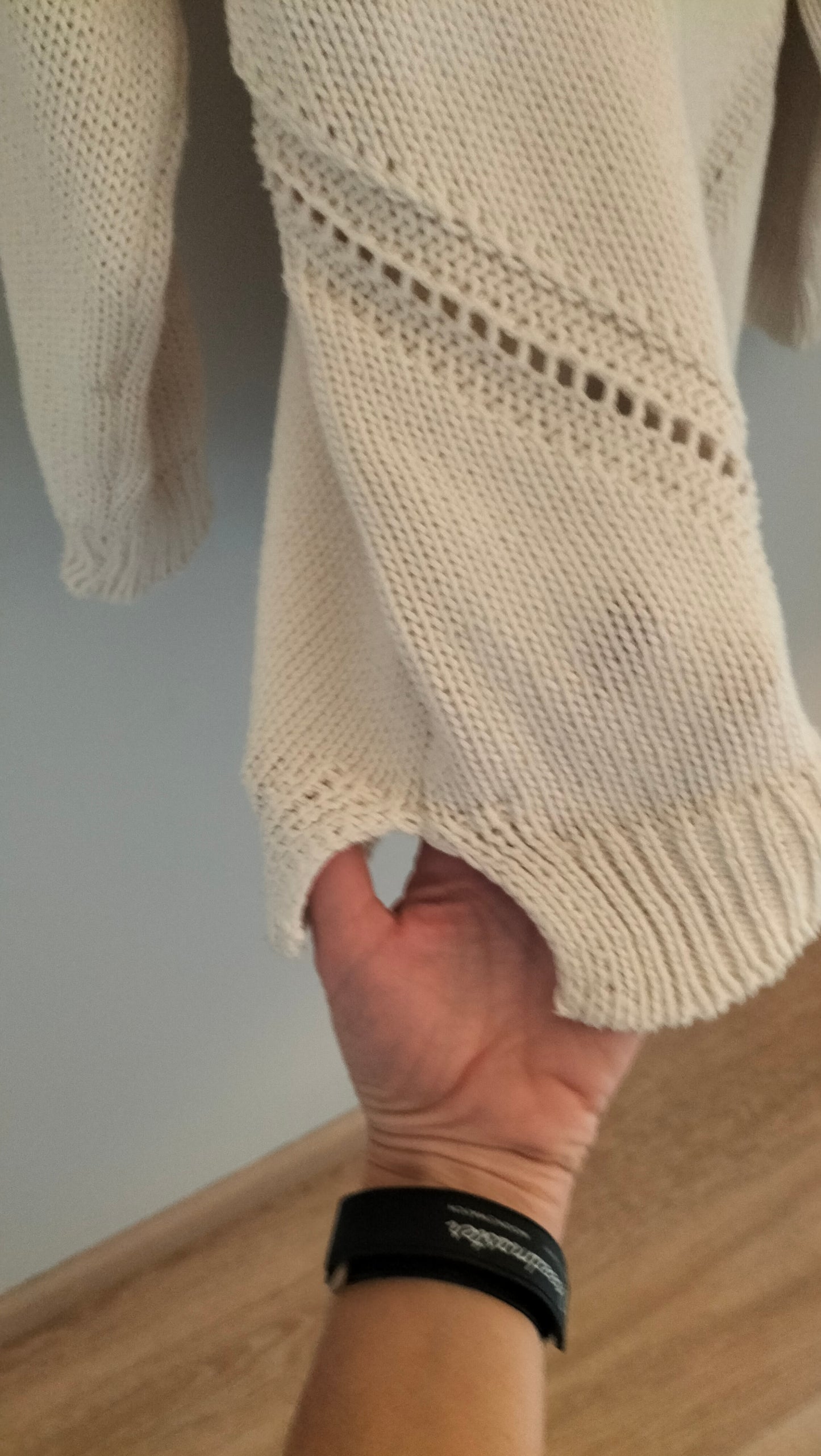 Jersey con algodón y calados