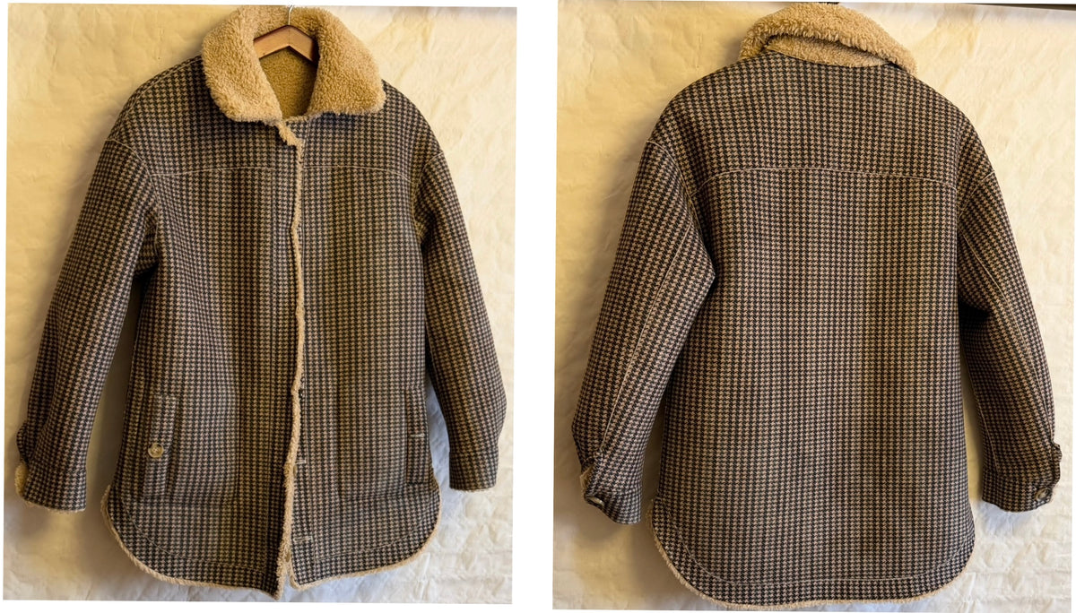 CAZADORA OVERSIZE REVERSIBLE DOBLE FAZ
