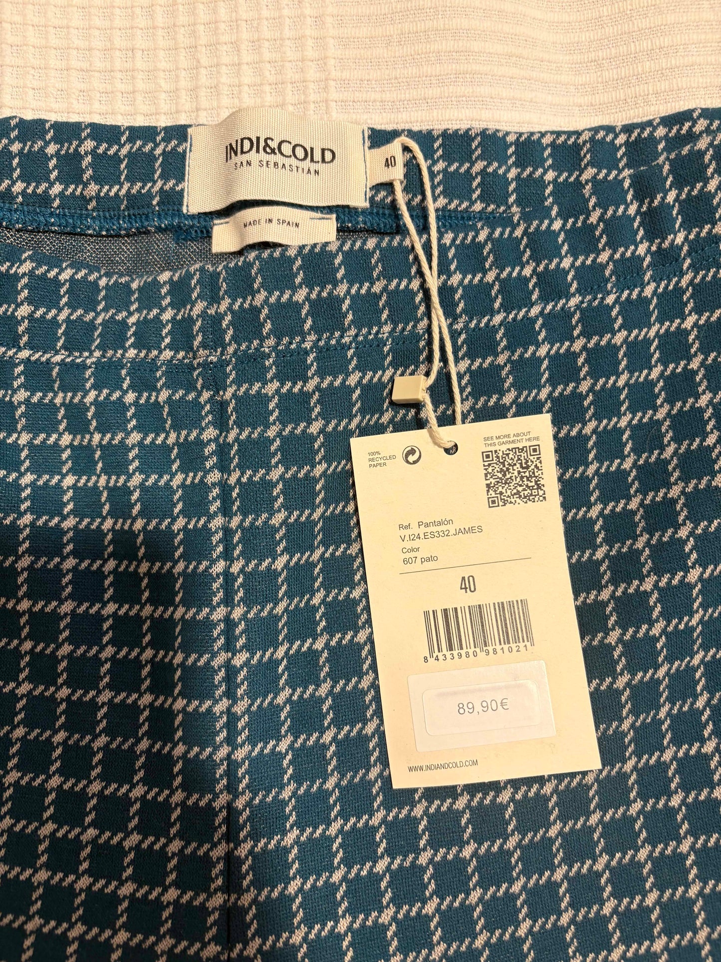Pantalon à carreaux chaud et élégant