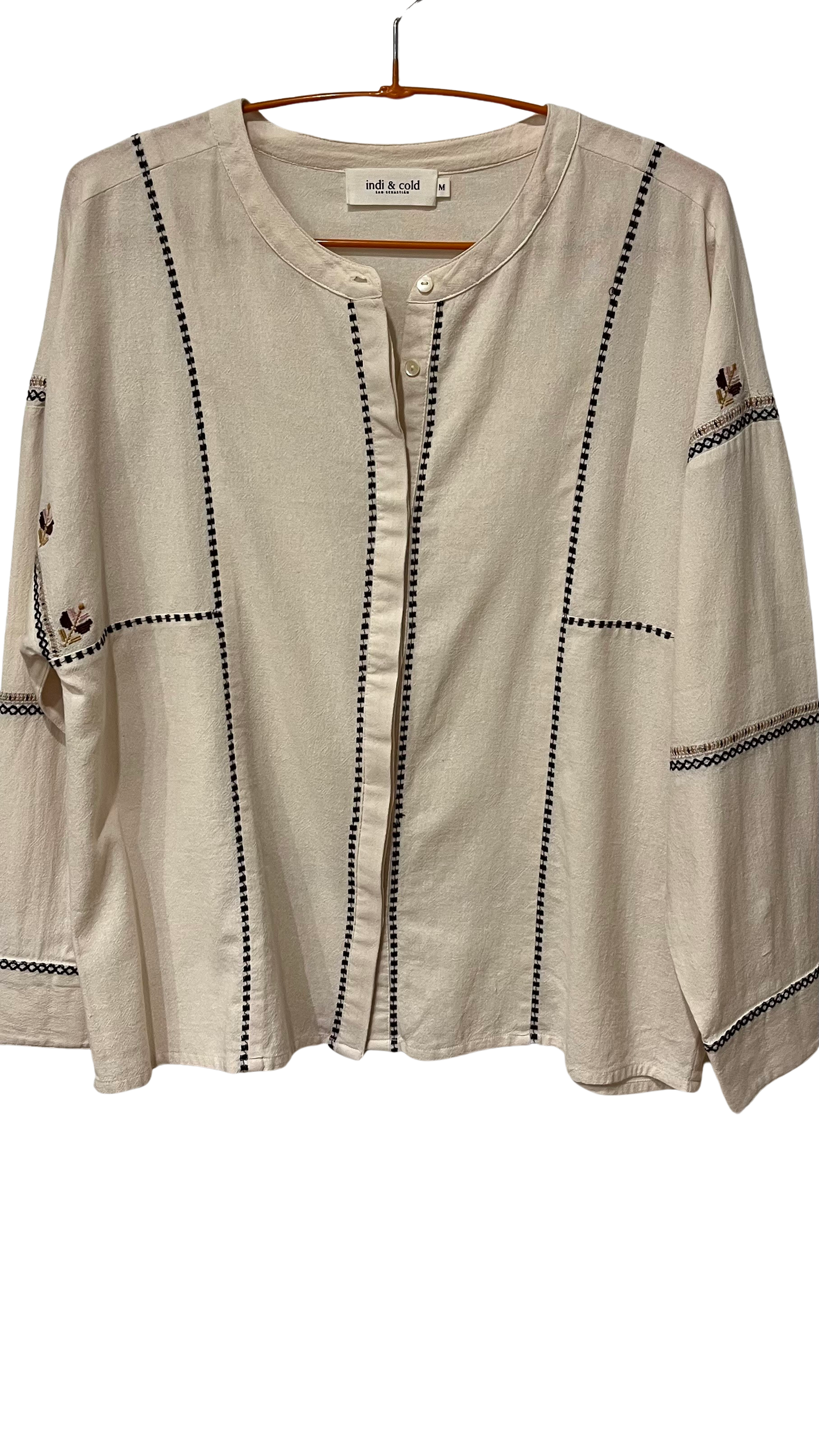Shirt with embroidery