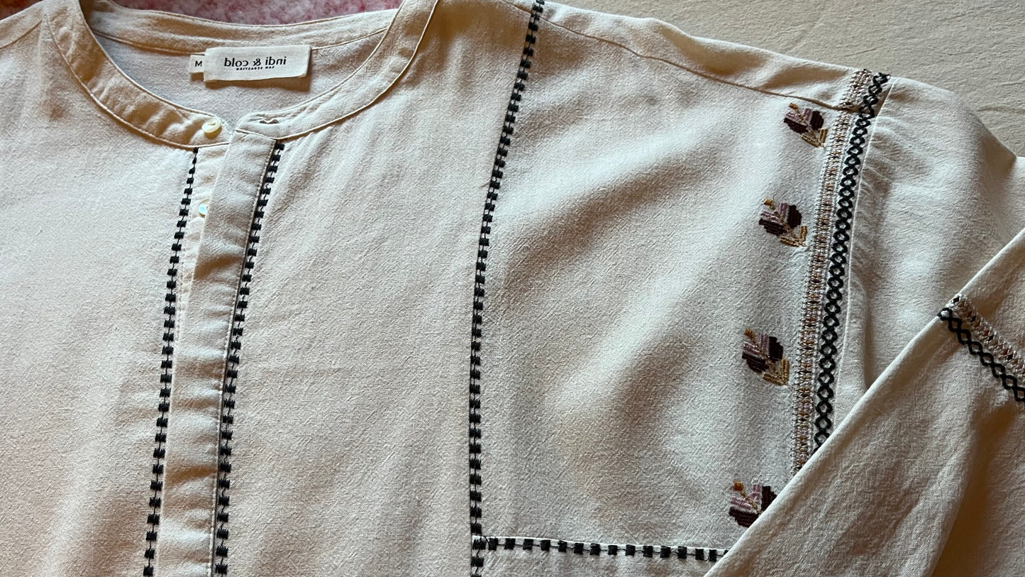 Shirt with embroidery