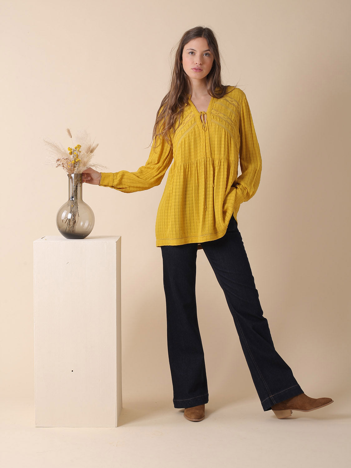 BLUSA LARGA EN VISCOSA CON PUNTILLA
