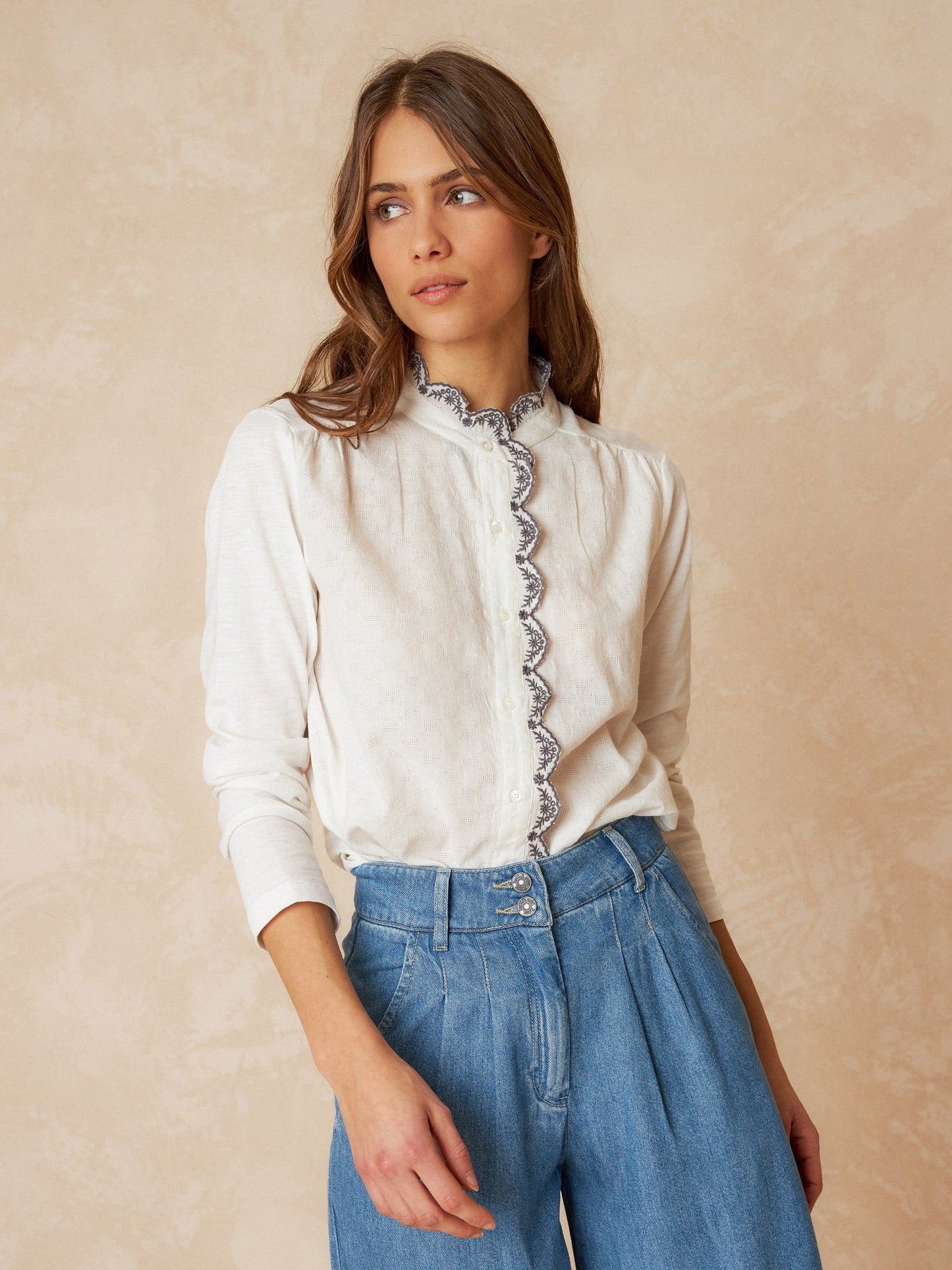CONTRAST COMBINED T-SHIRT