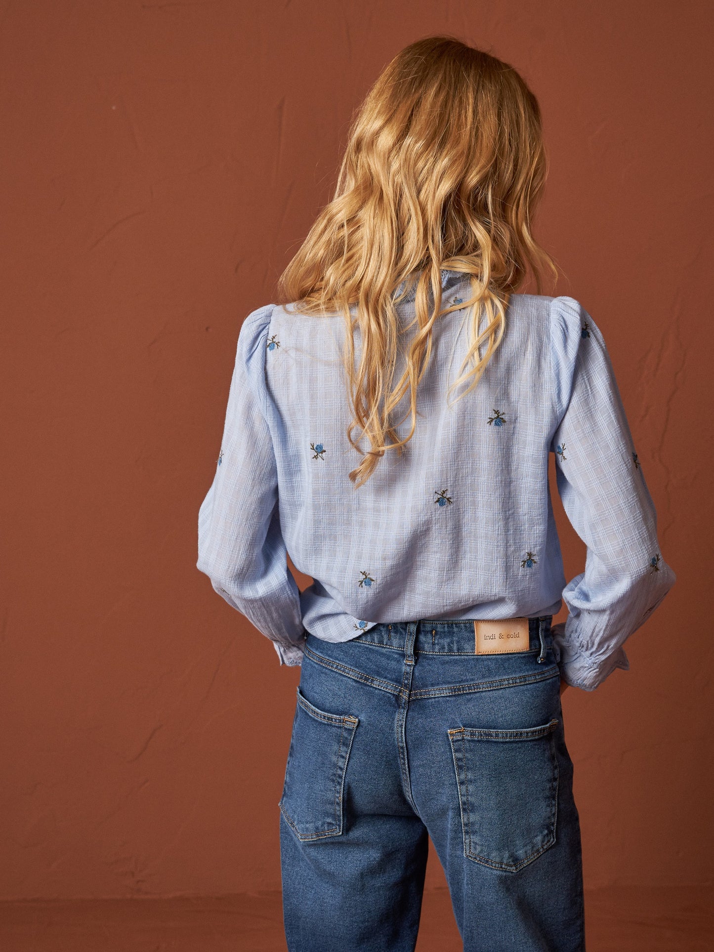 GAUSE FABRIC SHIRT DETAILS