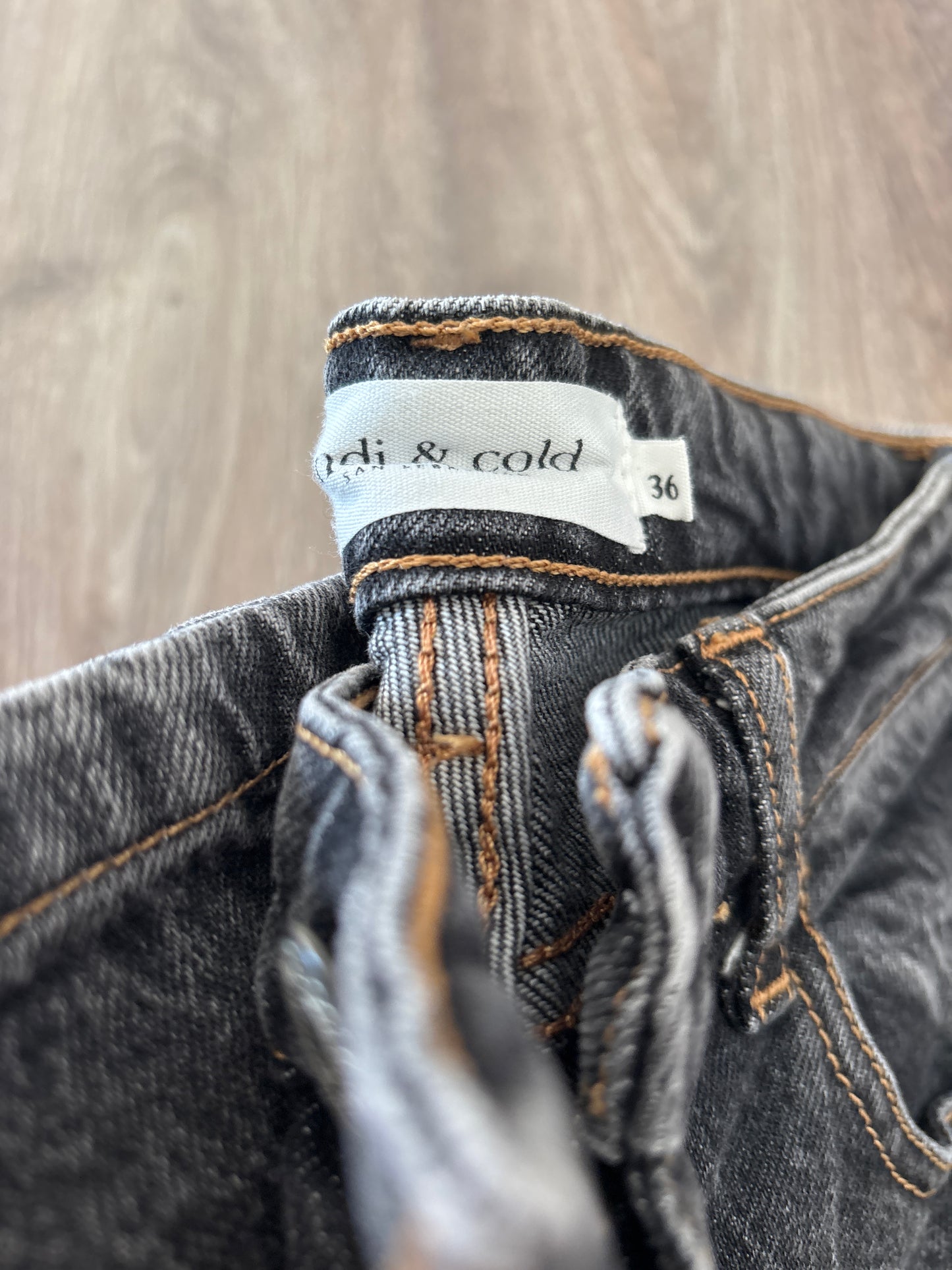 second_hand
