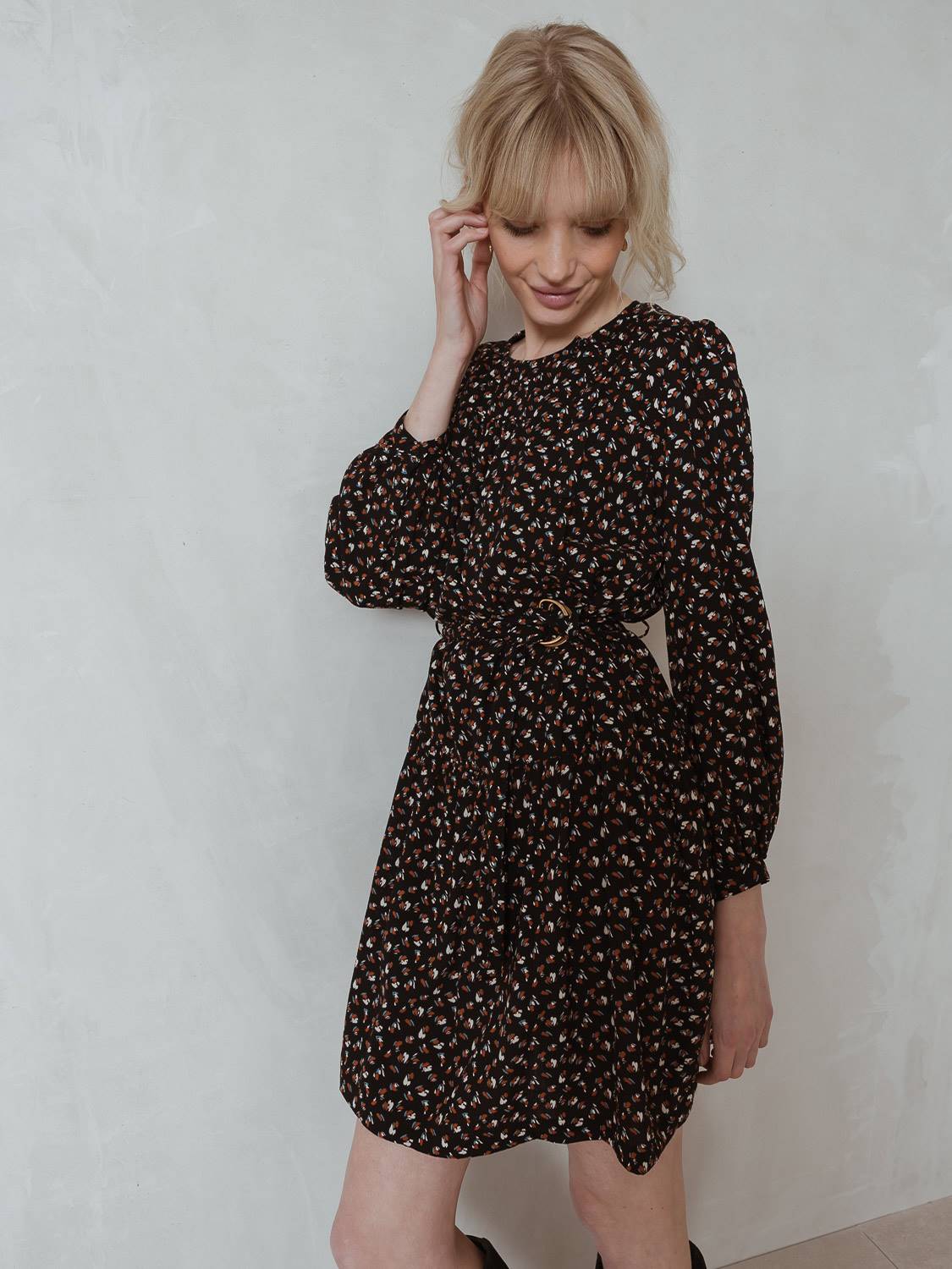 VESTIDO CORTO FLORAL