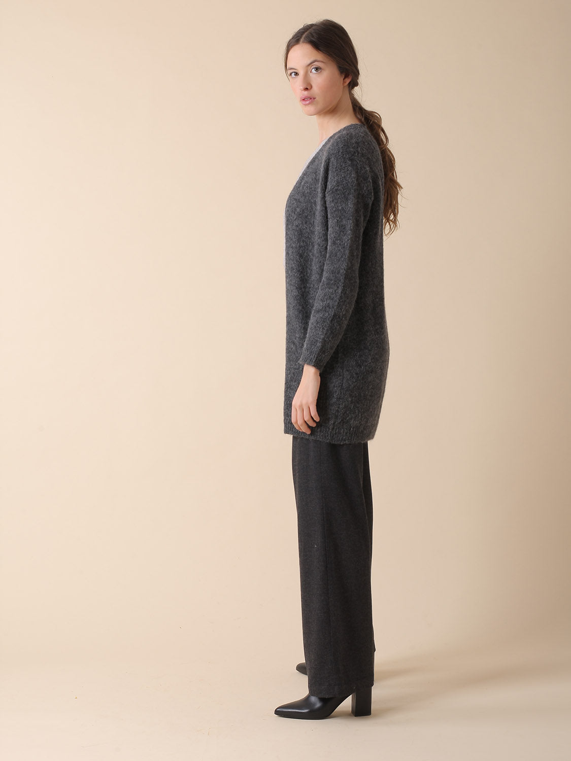 CHAQUETA LARGA CON ALPACA