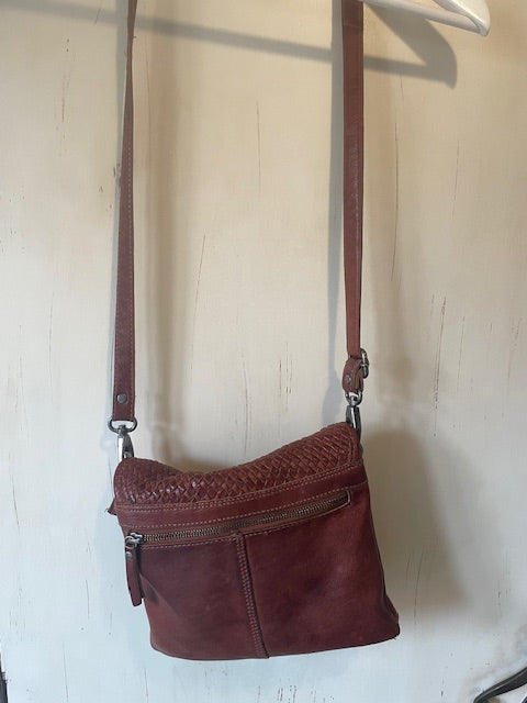 LEATHER BAG