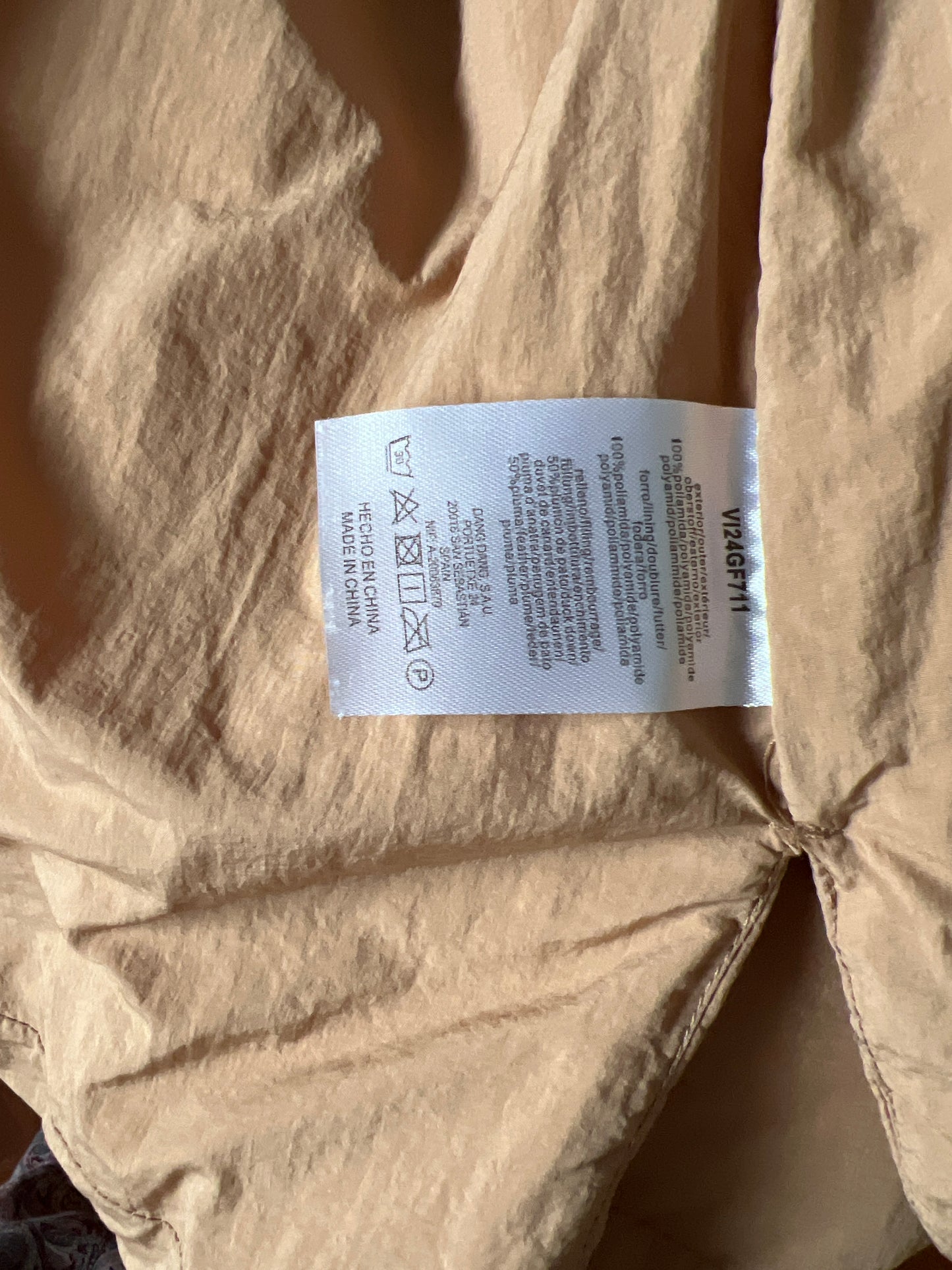 CONVERTIBLE DOWN COAT