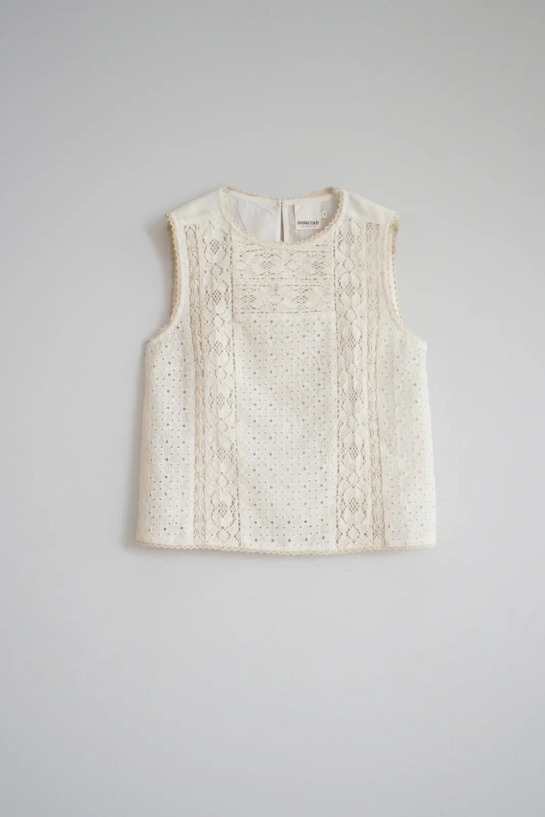 BLUSA BORDADO SUIZO