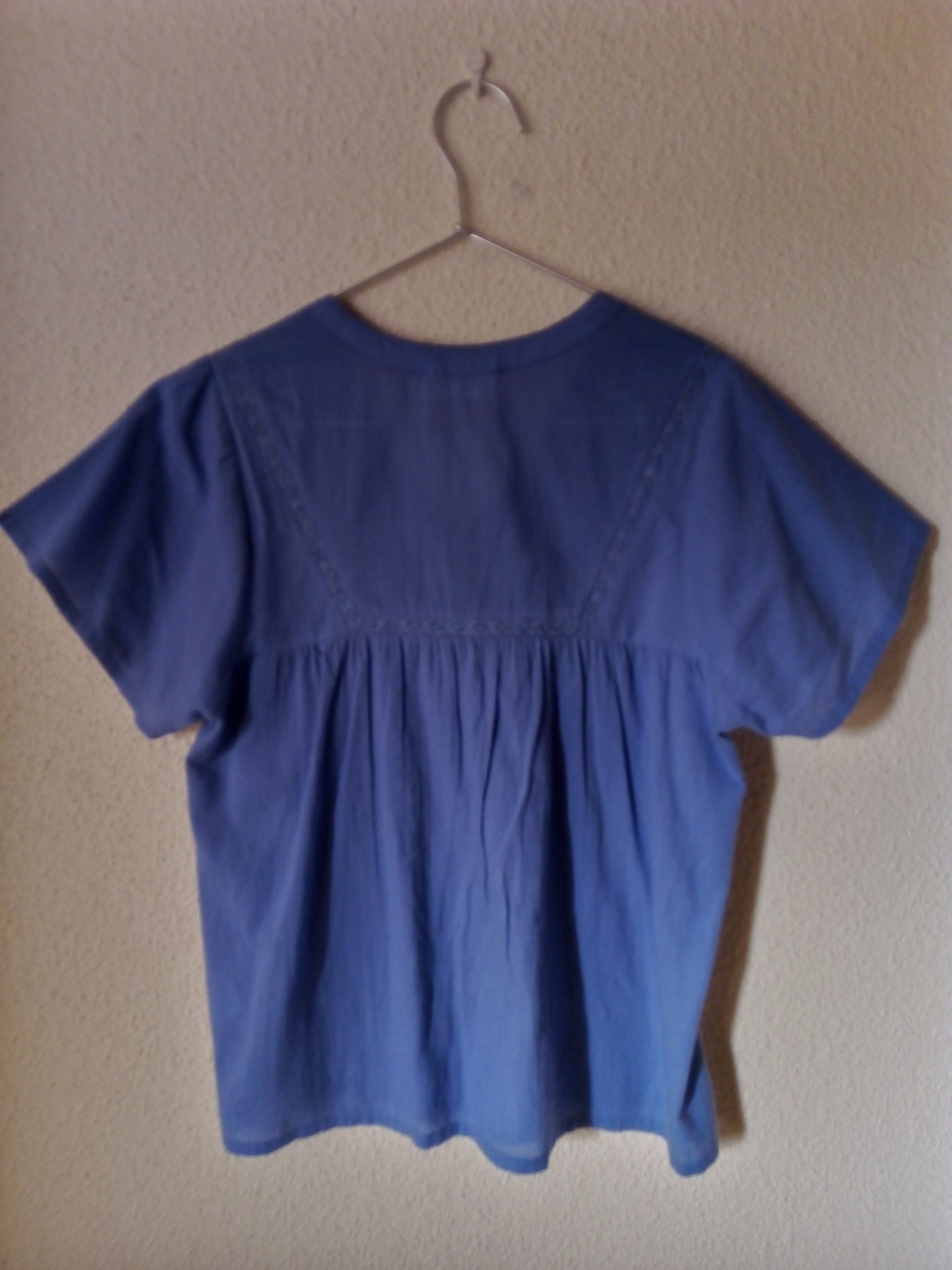 BLUSA ALGODÓN PUNTILLAS
