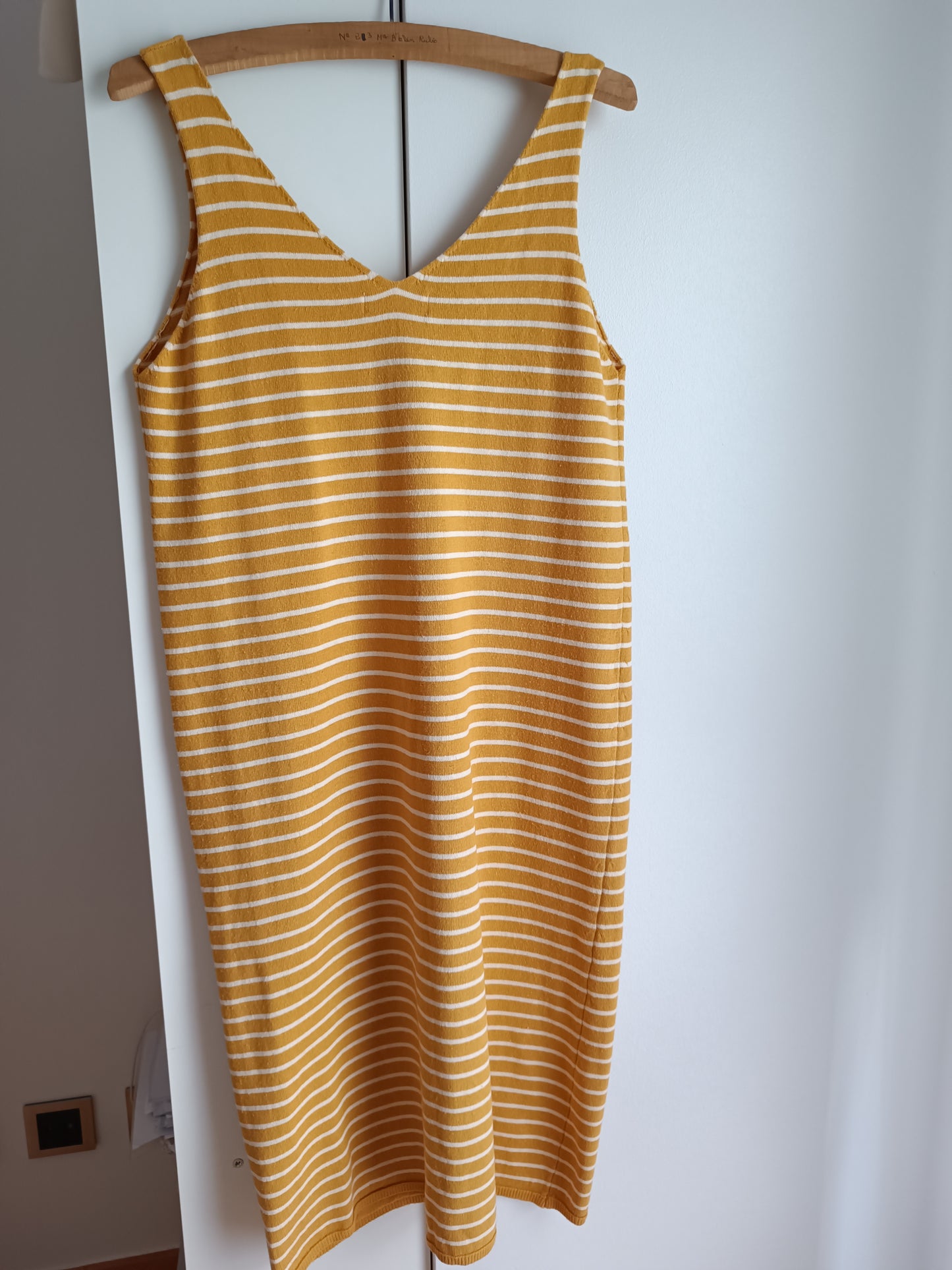 Vestido de punto a rayas