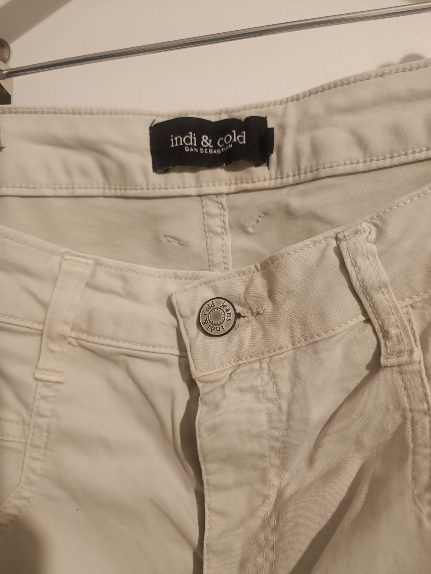 PANTALON SLIM COULEUR