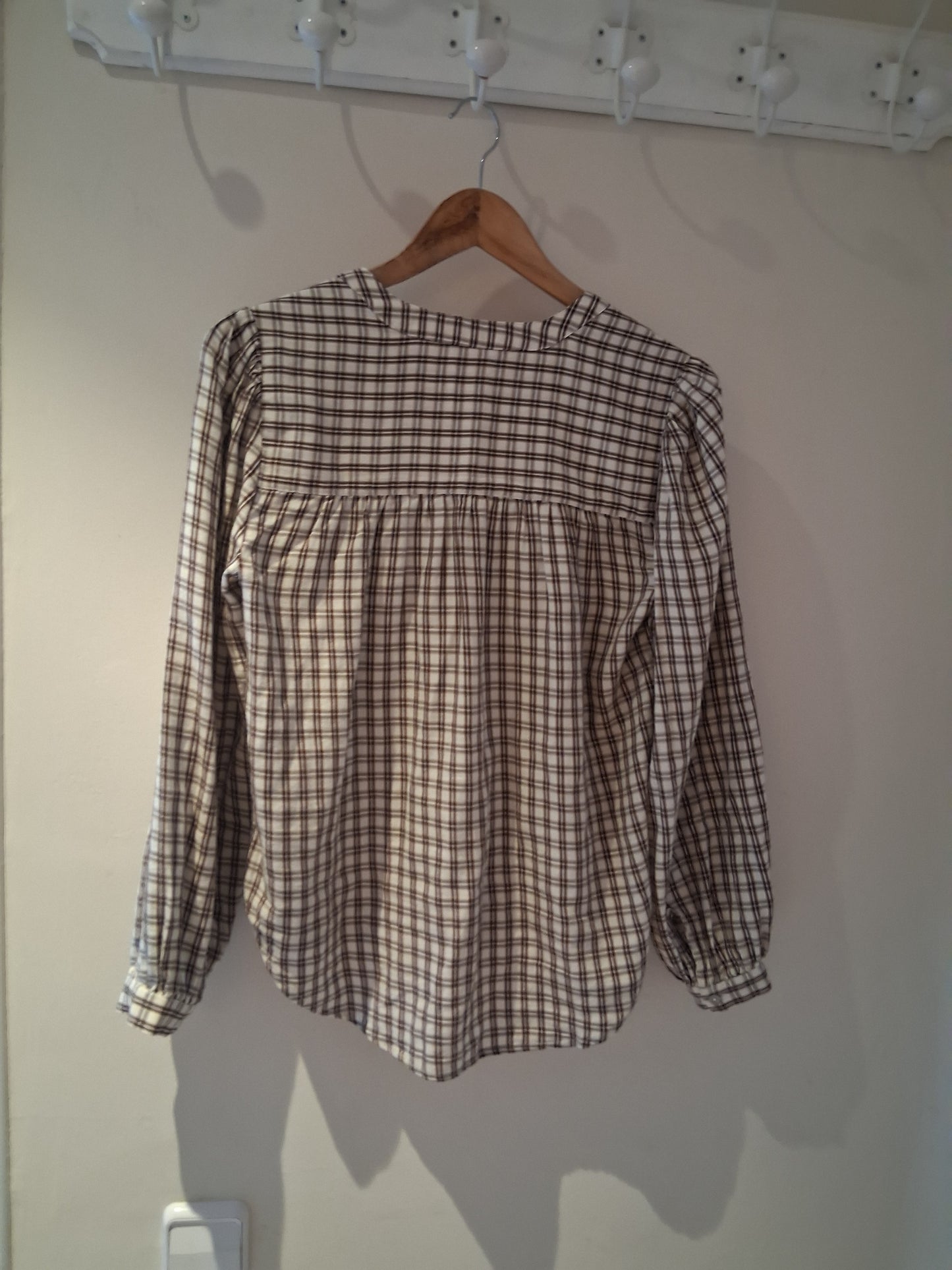 Camisa cuadros romántica