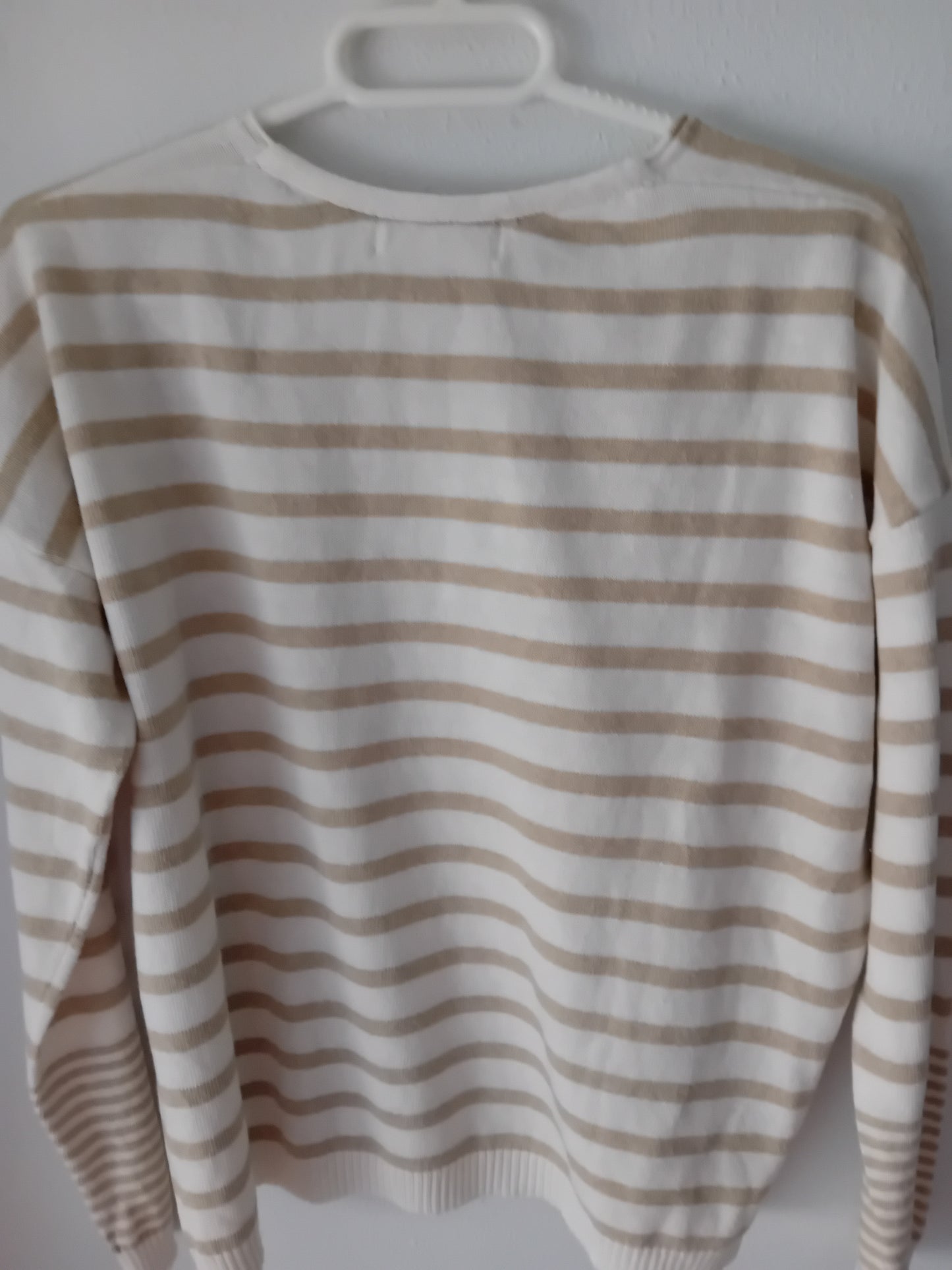 Jersey à col en V rayé