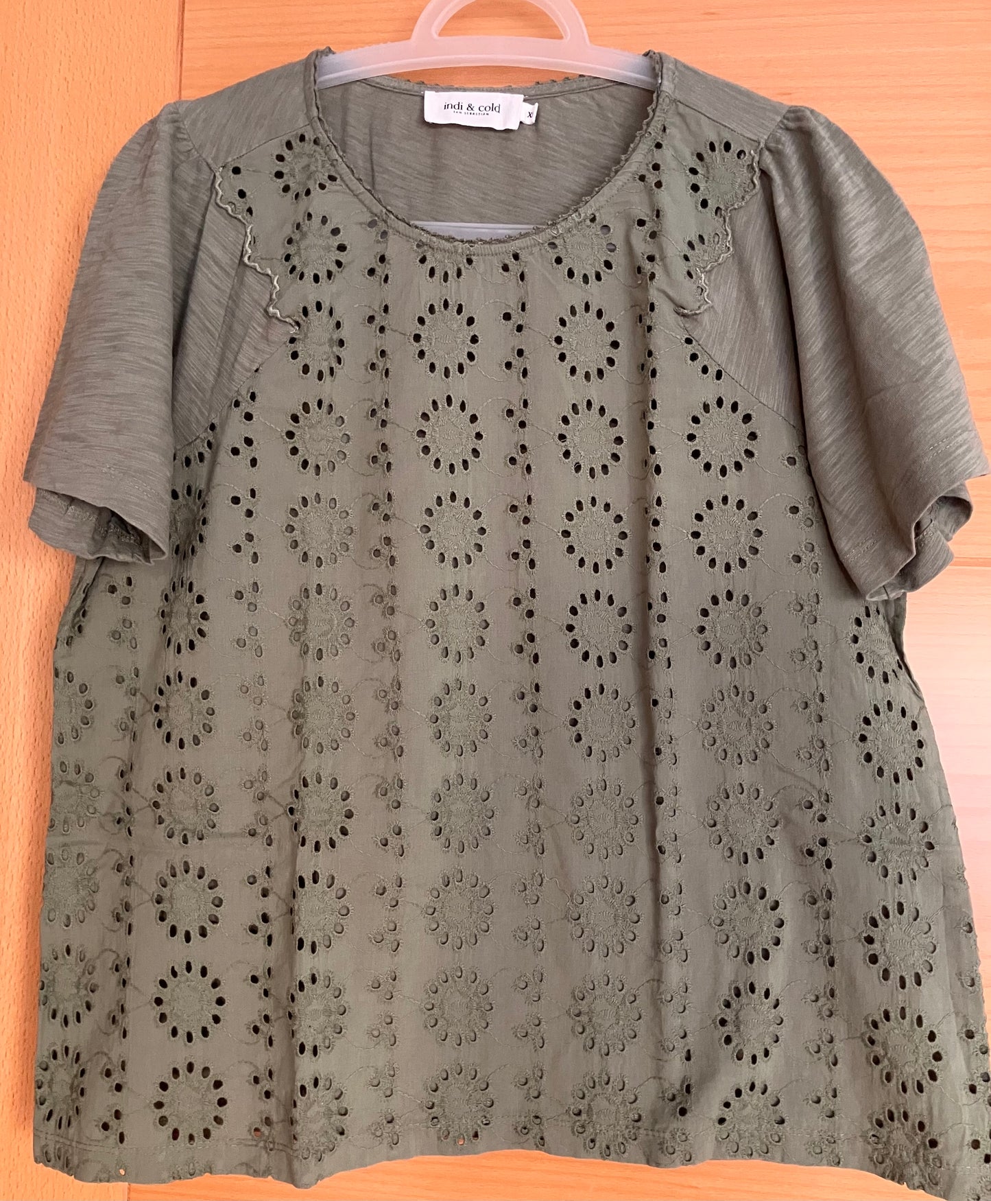 CAMISETA CORTA COMBINADA