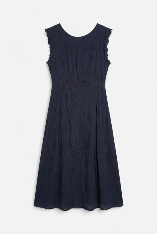 Vestido negro espalda descubierta