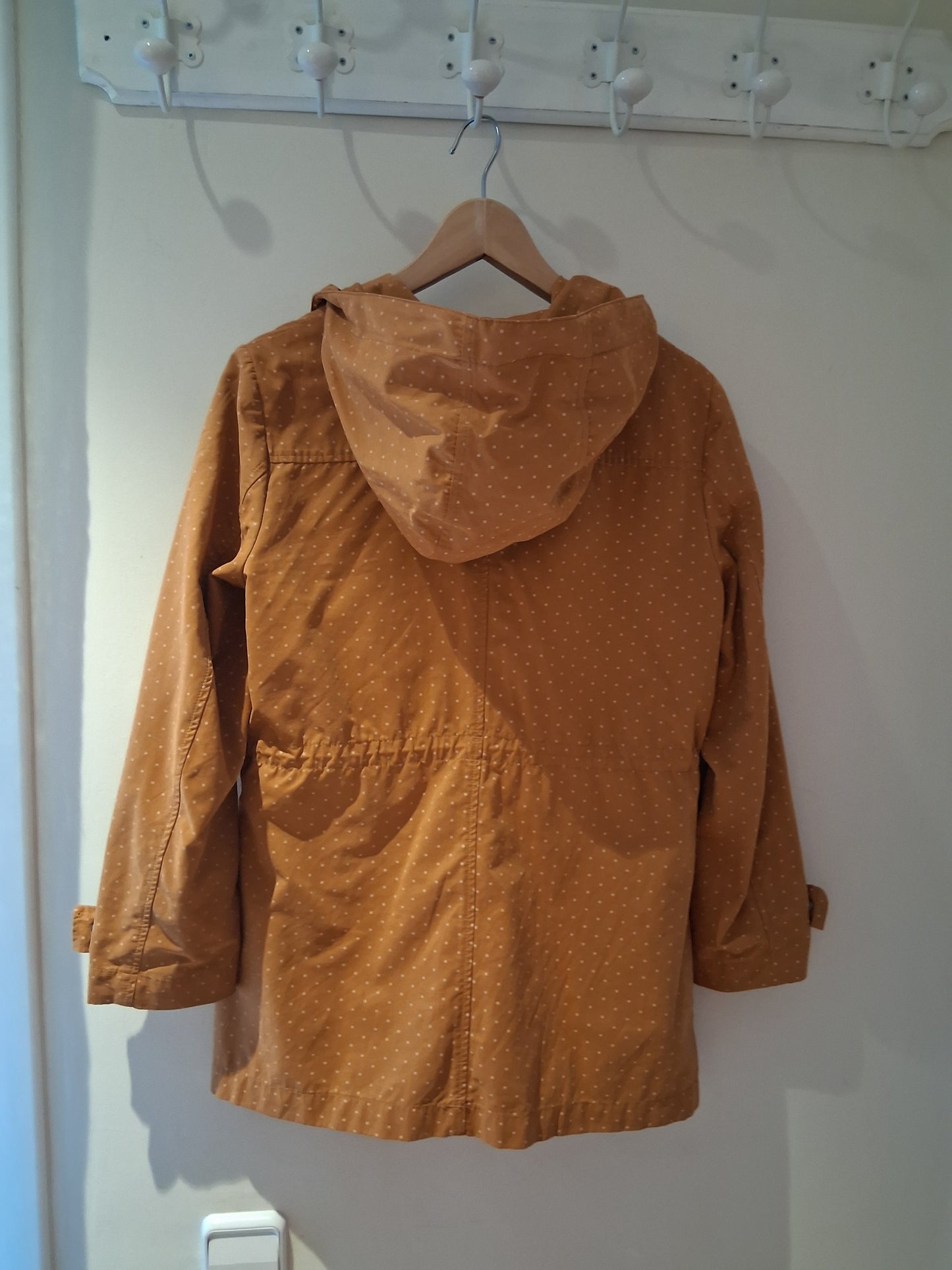 Mid-season parka
