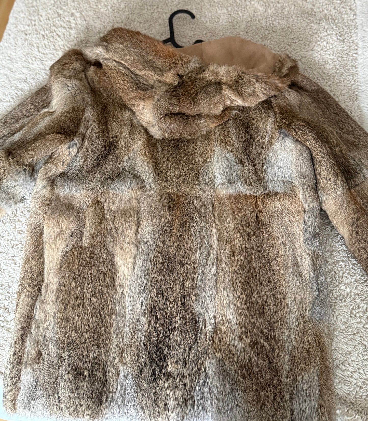 Faux fur parka with hood size L