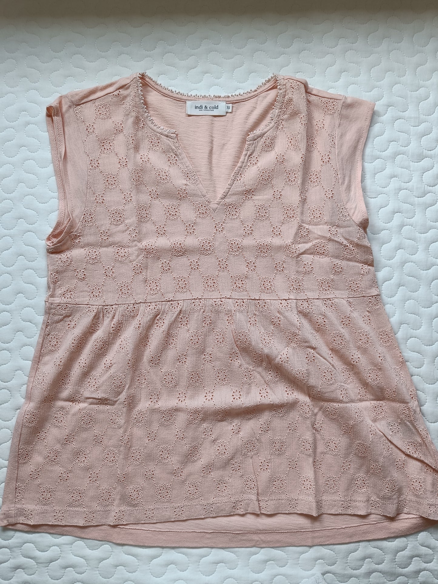 Pale pink tank top