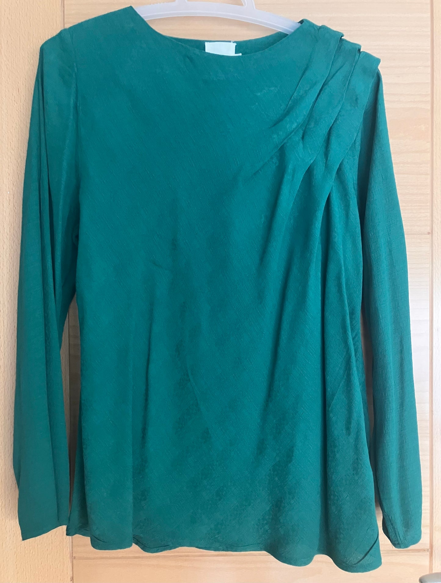 Green ruched shoulder shirt