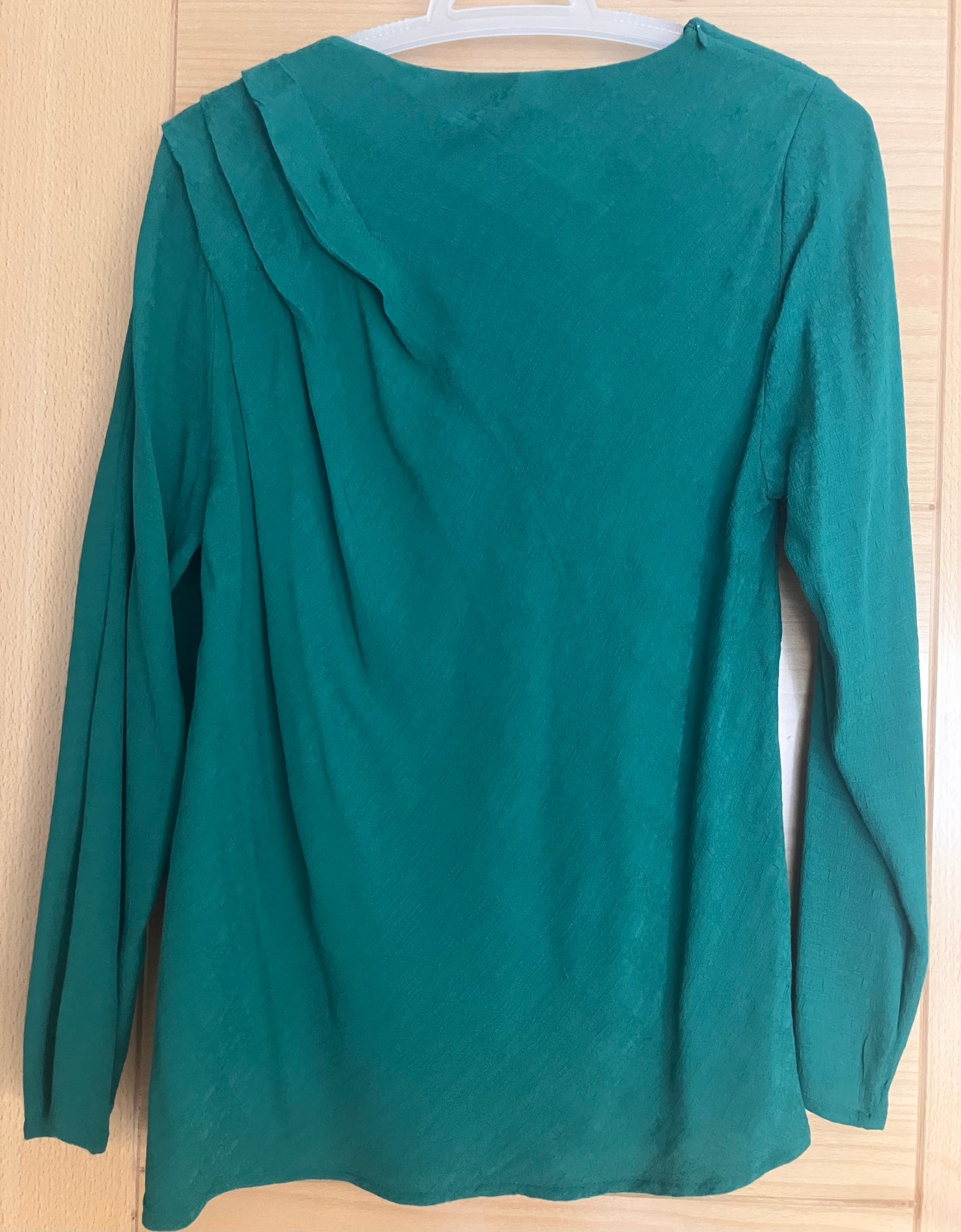 Green ruched shoulder shirt