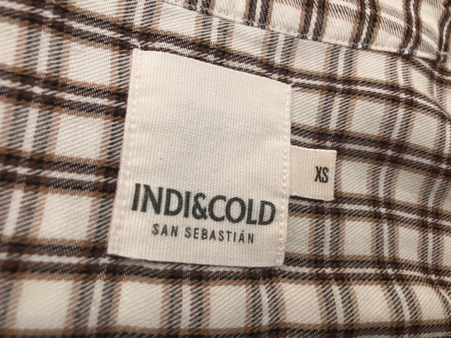 Chemise à carreaux romantique