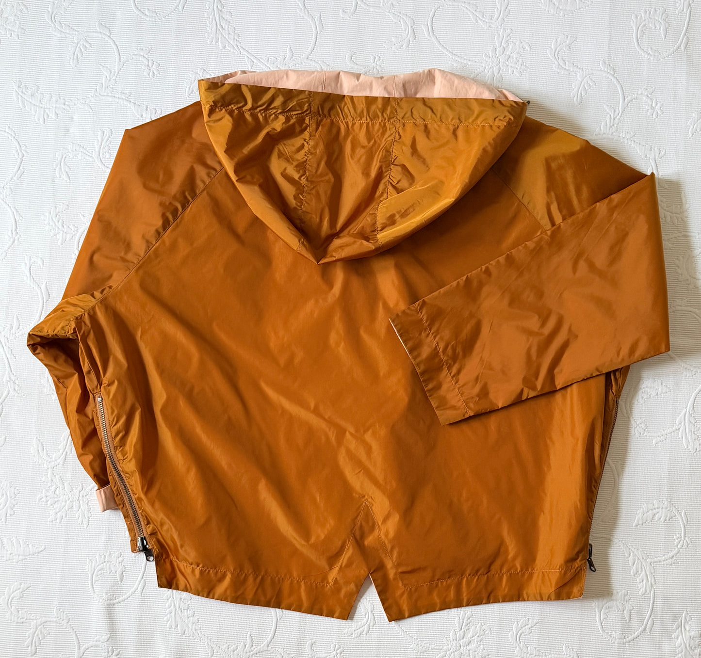 Imperméable réversible couleur rouille et rose