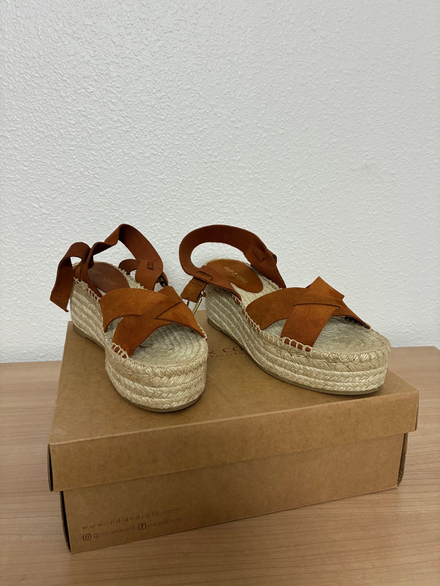 Sandales compensées