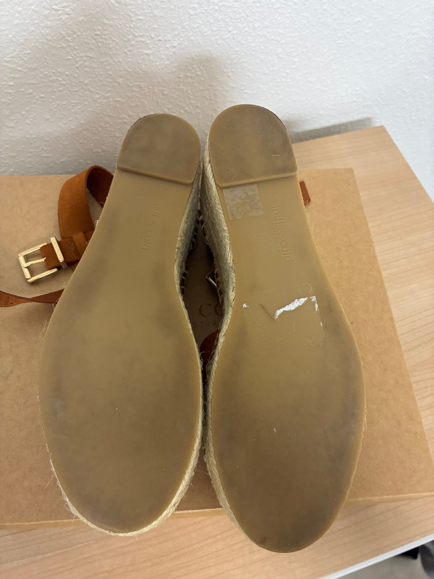 Sandales compensées