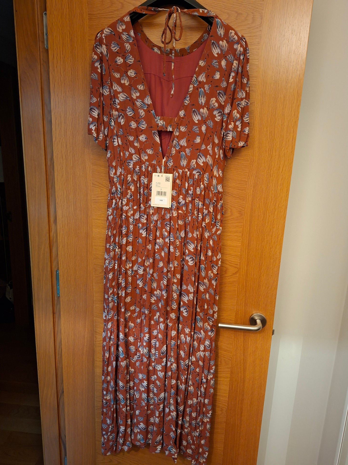 Printed midi dress with open back