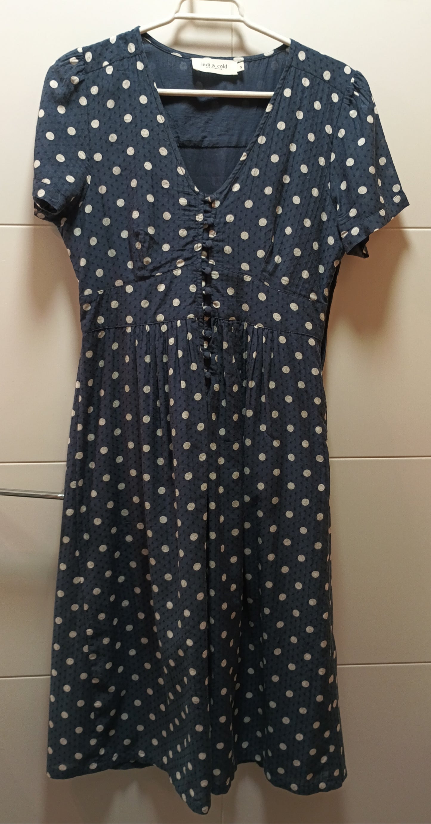 vestido topos