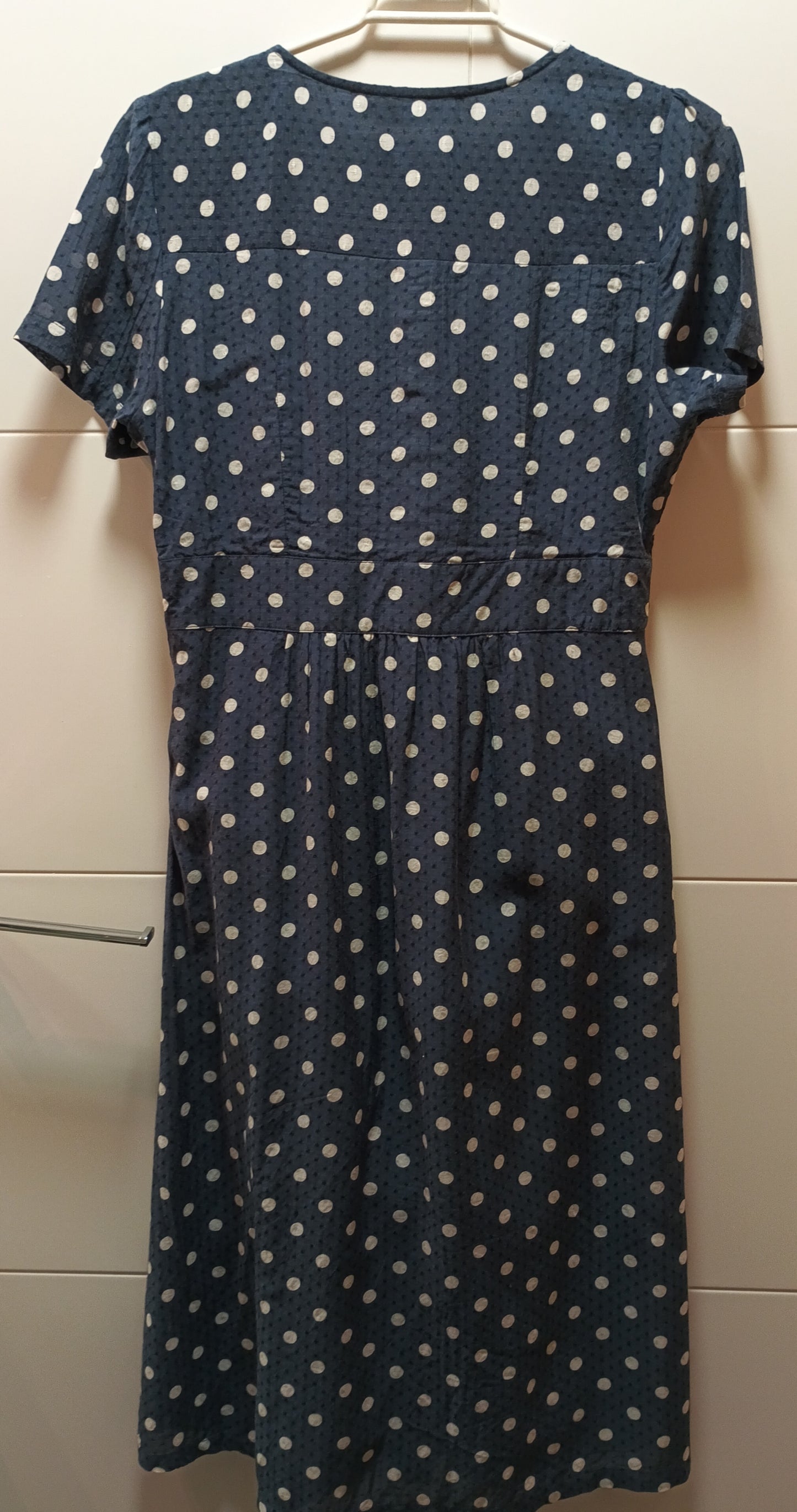 vestido topos