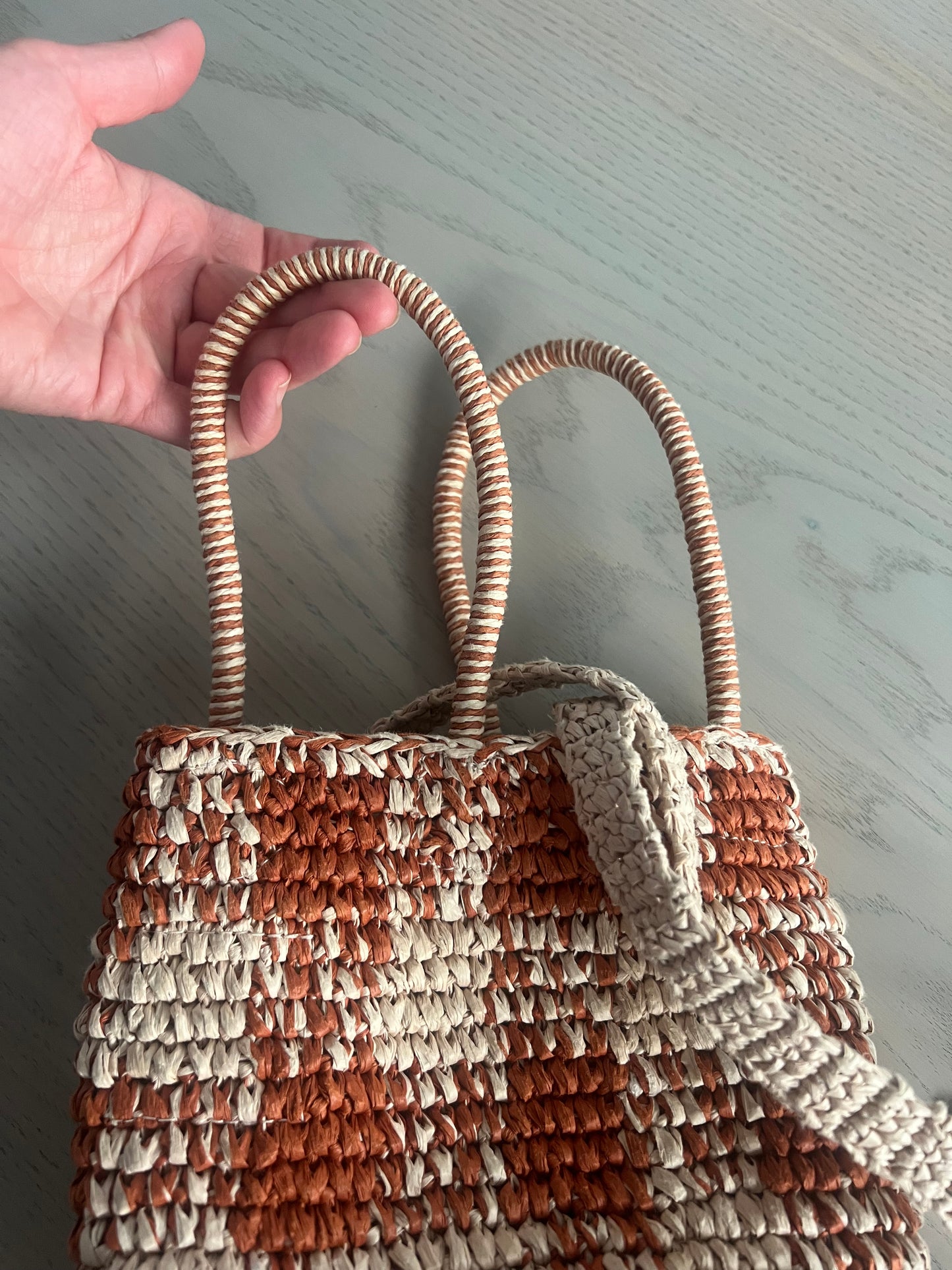 Natural and terracotta check raffia bag