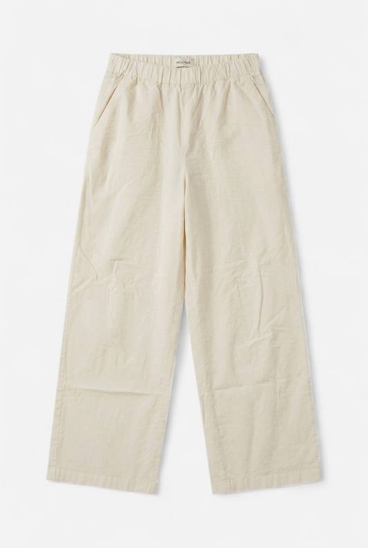 Pantalon fino color crema