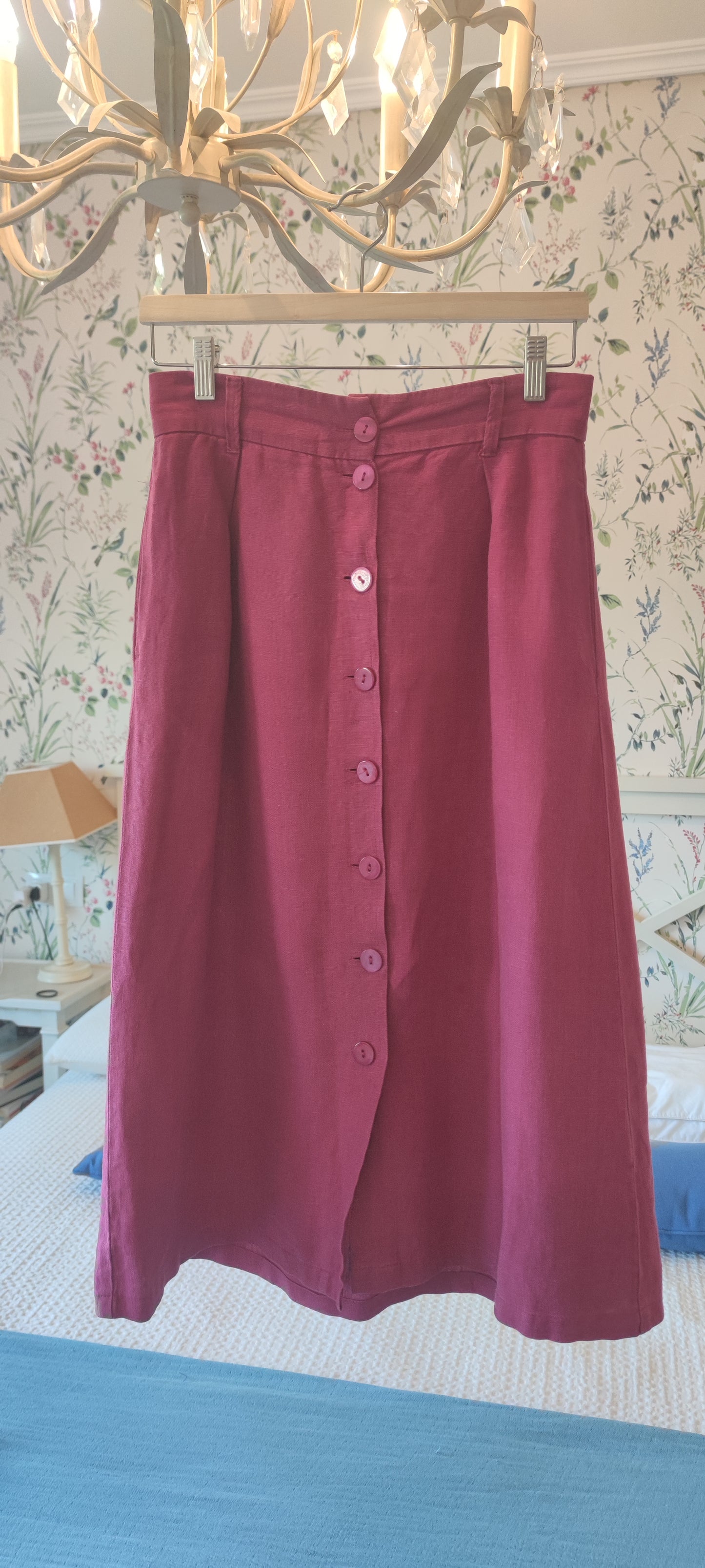 Skirt with pockets