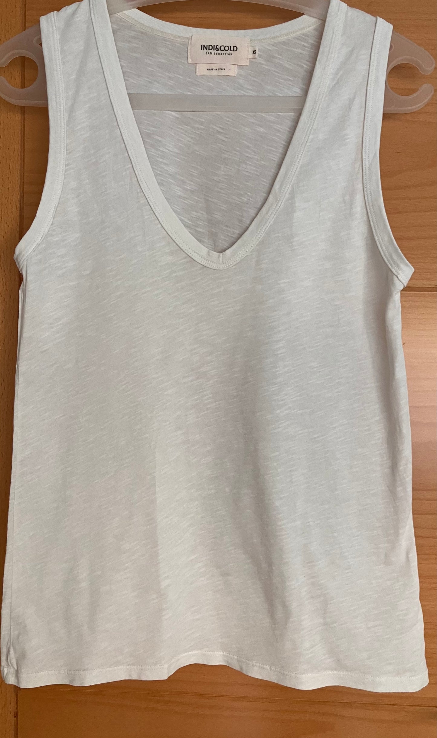 Off-white tank top
