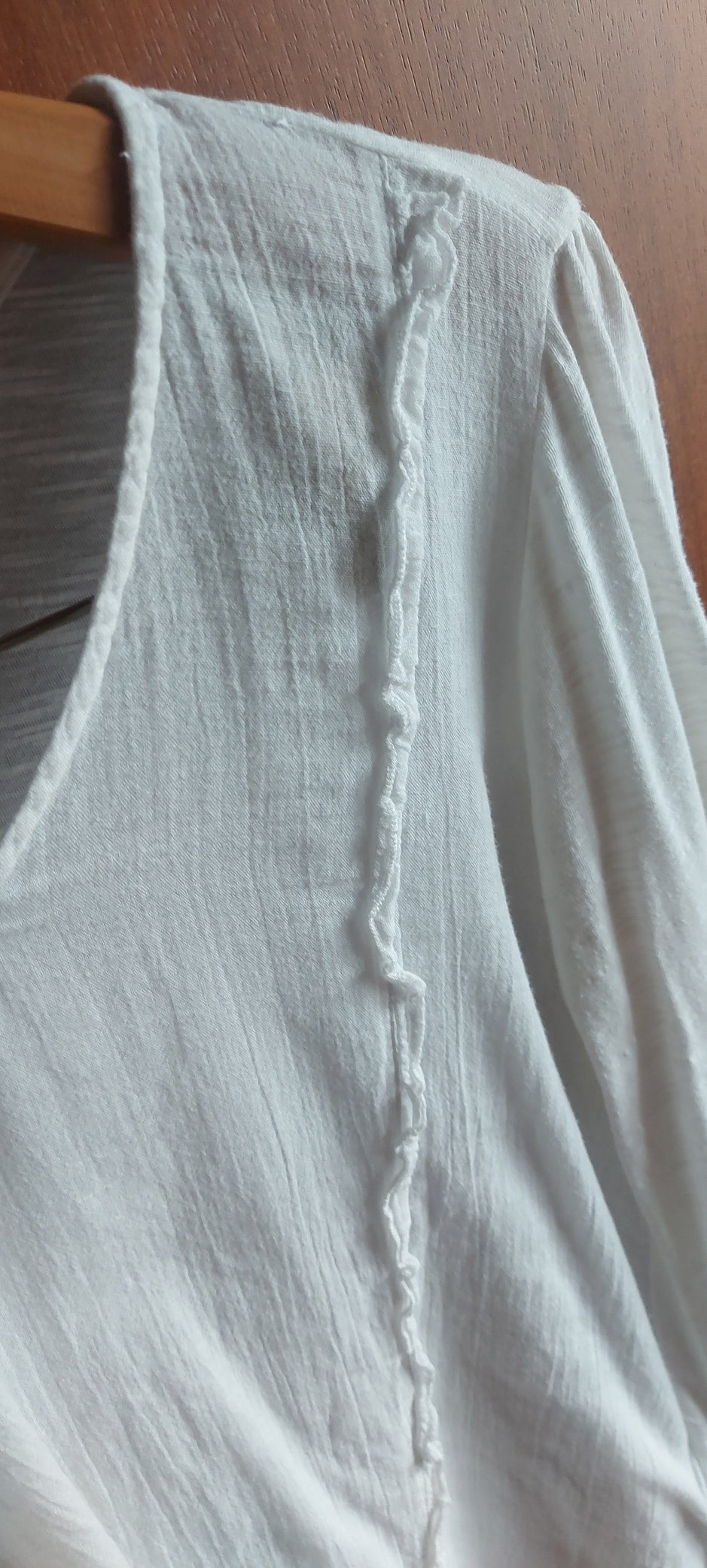 Long-sleeved blouse