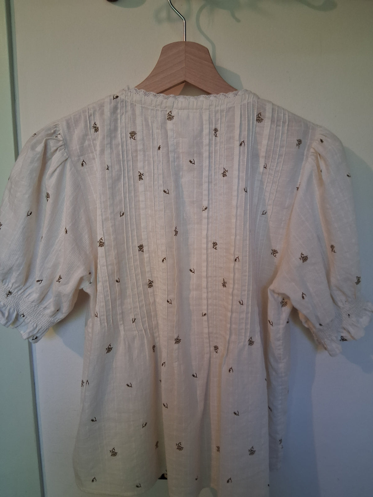 Chemise blanche romantique