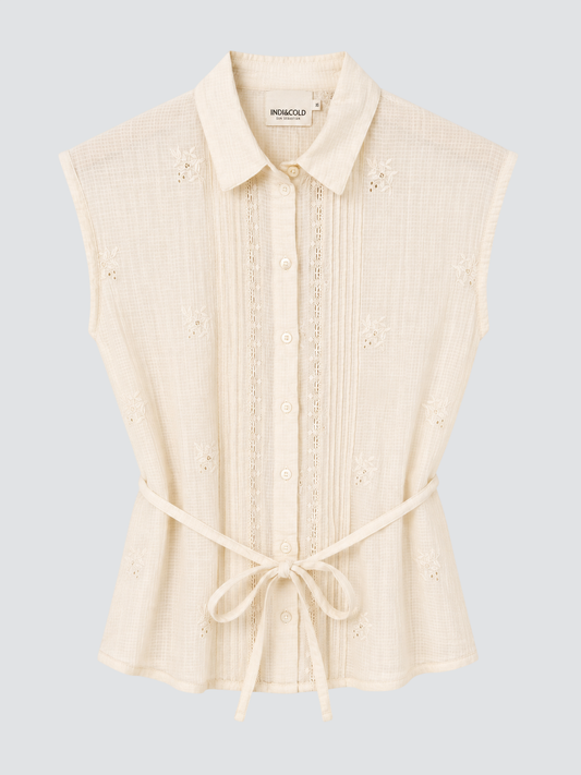 Camisa color blanco roto con bordados