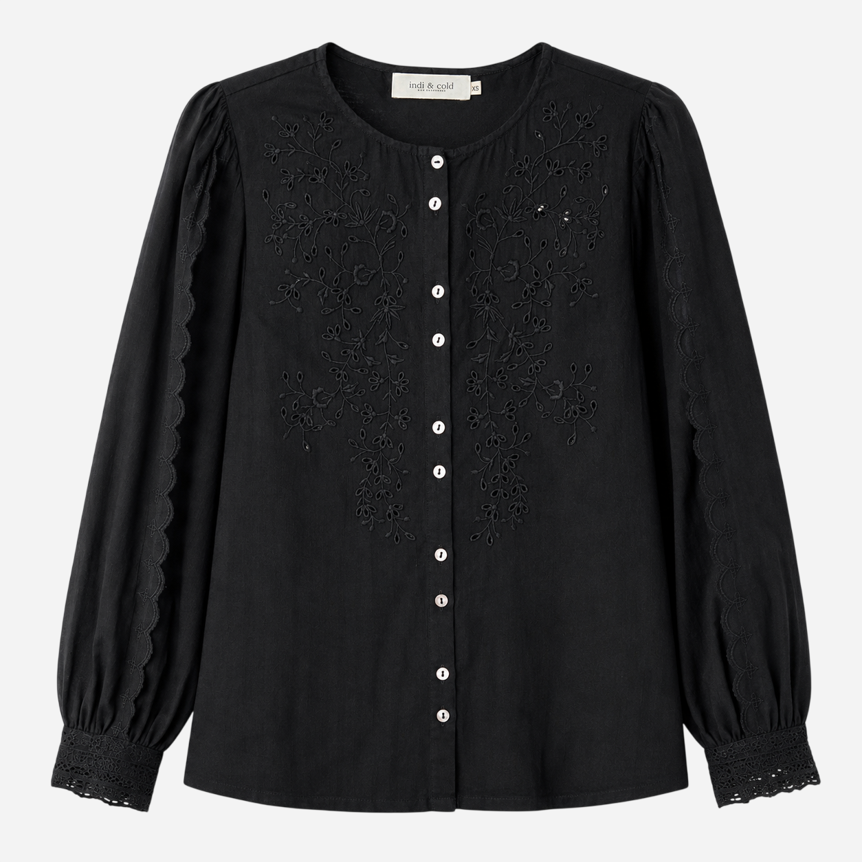 Camisa negra bordados